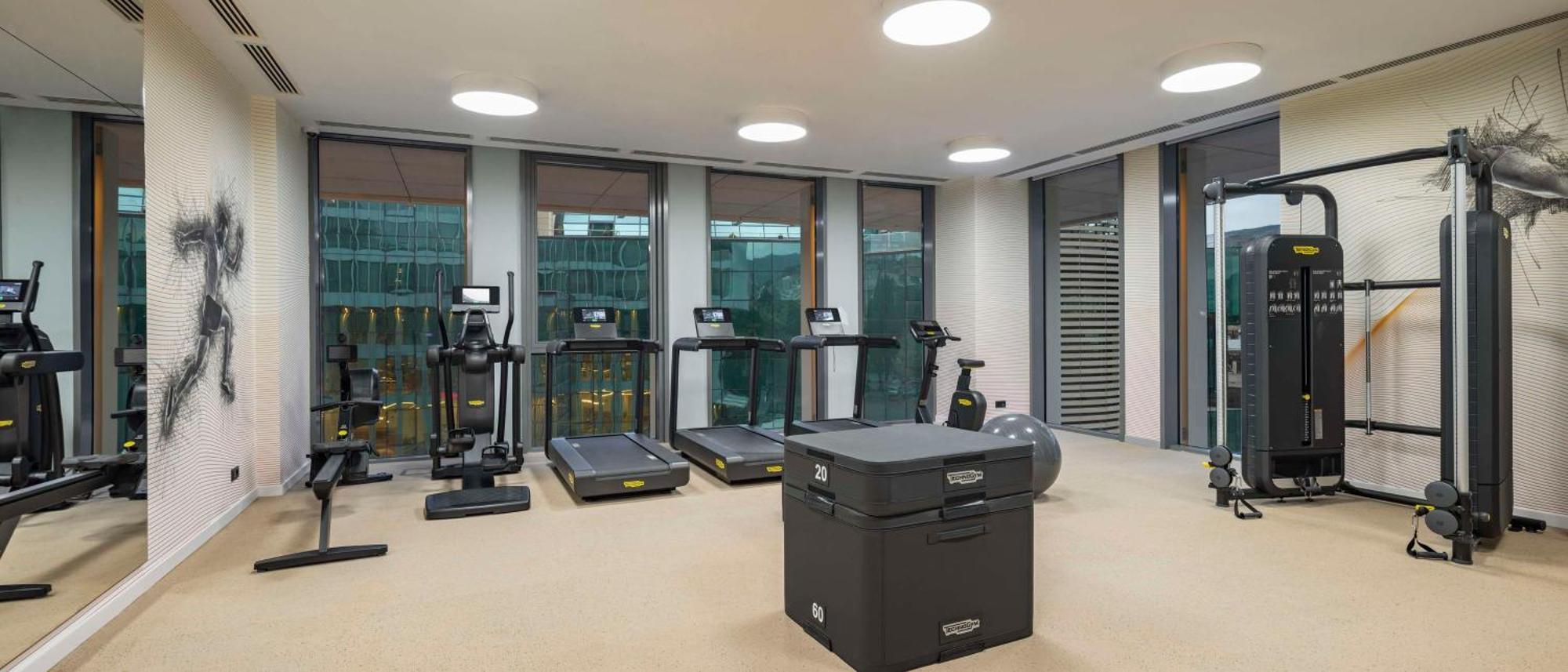 Hilton Garden Inn Tbilisi Riverview Esterno foto